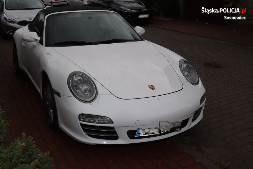 Policjanci odzyskali porsche utracone we Włoszech