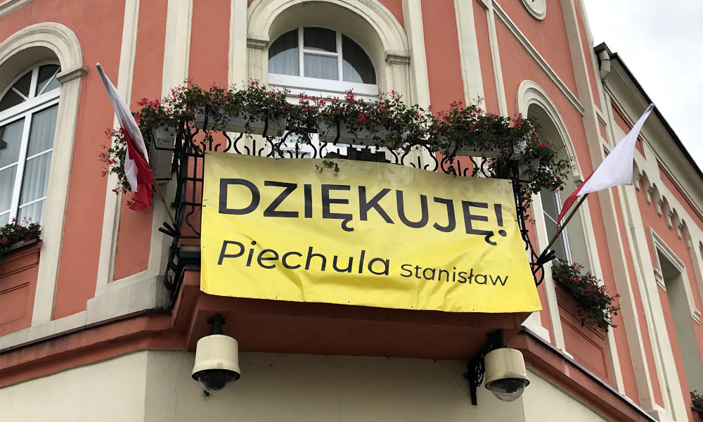 Nietypowe podziękowanie burmistrza za wygraną w wyborach