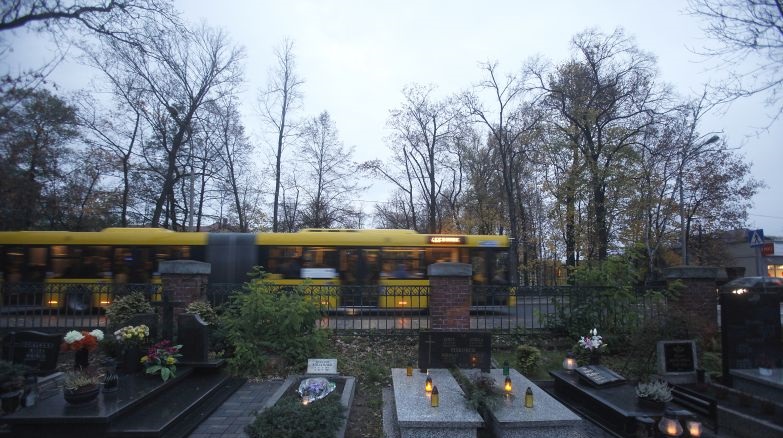 Komunikacja miejska na Wszystkich Świętych