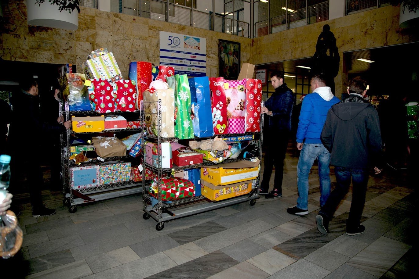 Przed nami V edycja akcji "Paczka na gwiazdkę"!