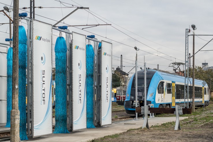 Koleje Śląskie z nową myjką automatyczną