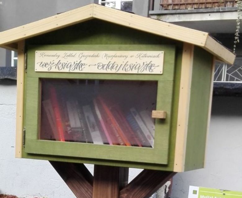 Budki dla... książek. Bookcrossing z KZGM