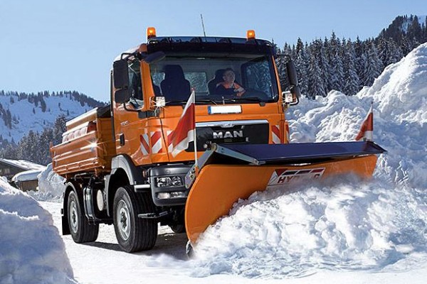 MAX-BUD1 - usługi sprzętem budowlanym, dźwigiem, żurawiem, zwyżką