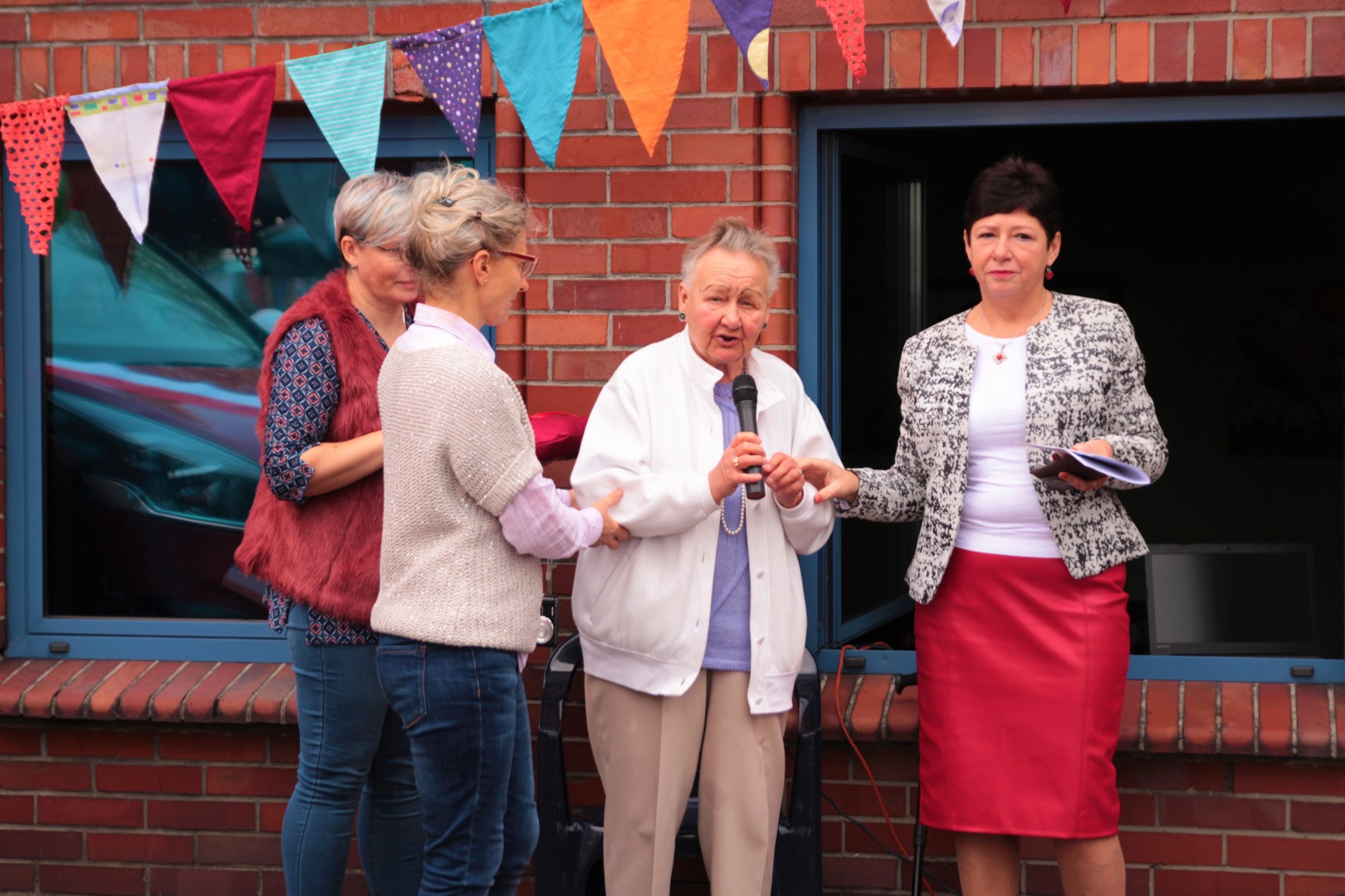 Nowy samochód dla podopiecznych DPS-u