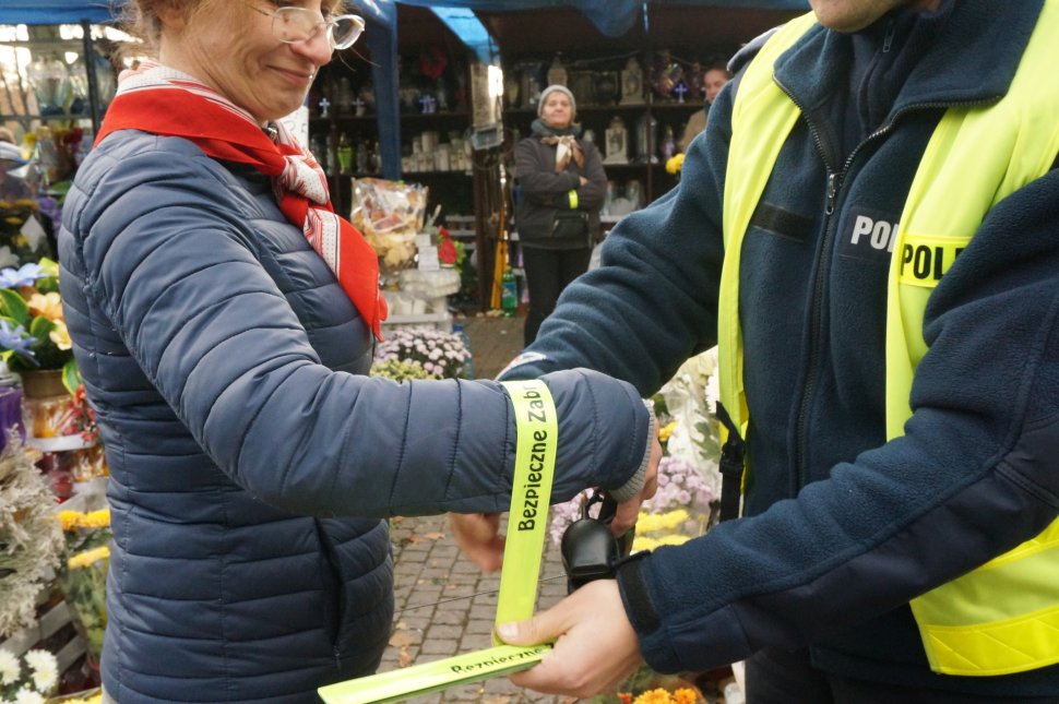 Zadbajmy o bezpieczeństwo w okresie Wszystkich Świętych