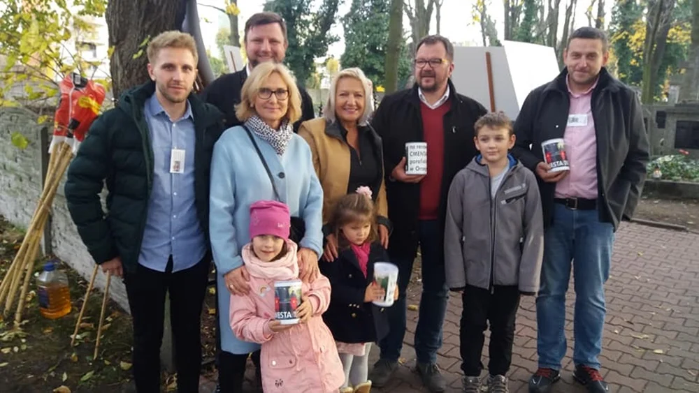 Zbierali datki na ratowanie starego cmentarza w Orzegowie