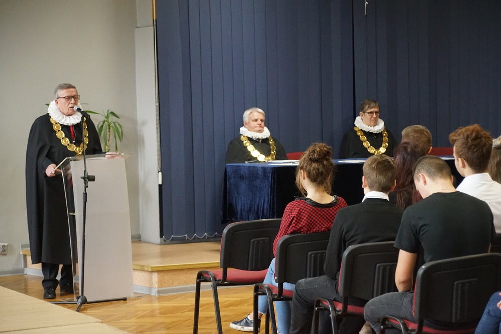 Cech Rzemieślniczy 21