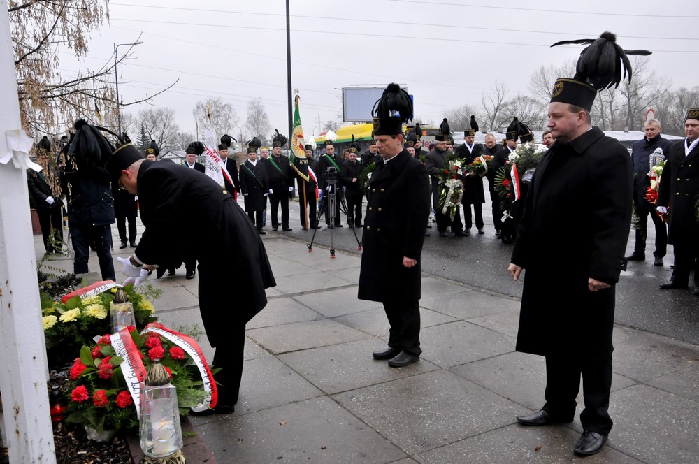 uroczystości upamiętniające śmierć 23 górników KWK Halemba 23