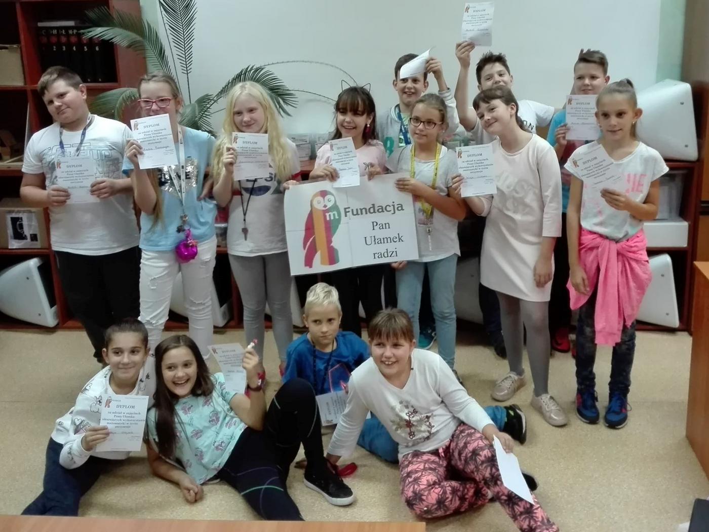 Geometryczne mozaiki w SP nr 2