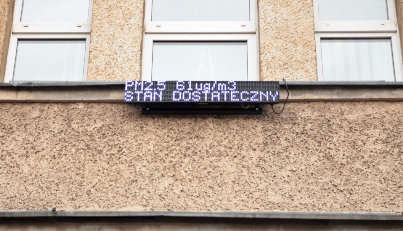 Tablice informacyjne o jakości powietrza