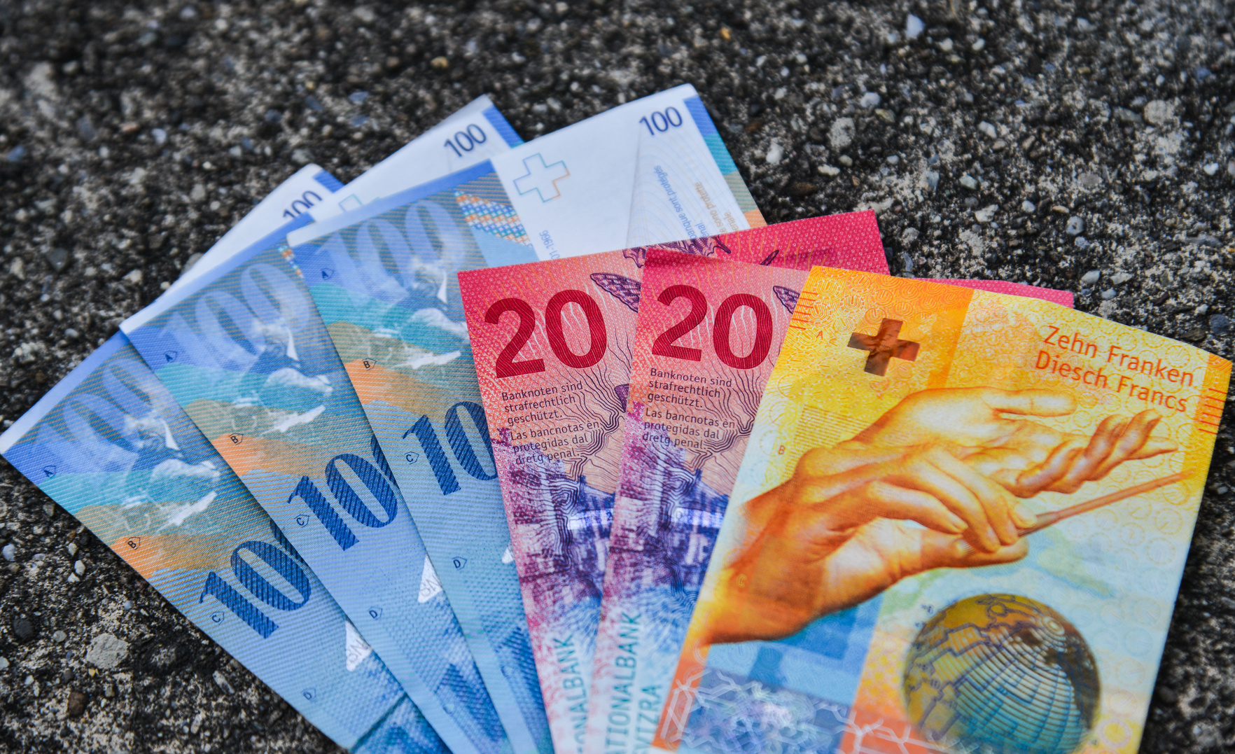 Kredyt we frankach może być tańszy