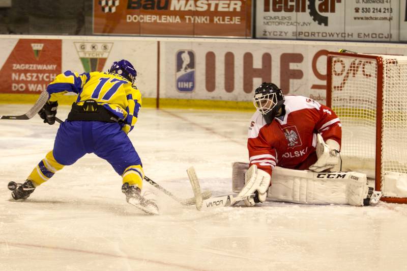 Polacy w połowie stawki