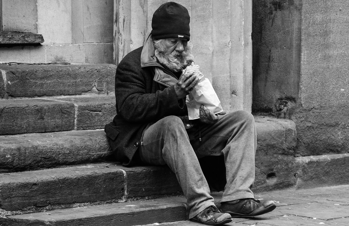 Apel mikołowskiego radnego. Chodzi o pomoc dla najuboższych