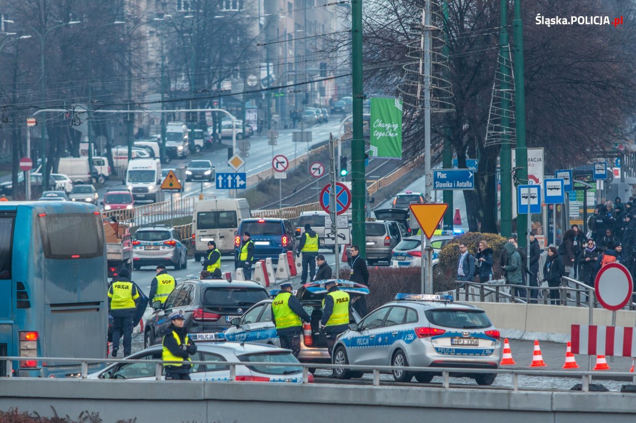Policjanci ruchu drogowego podczas COP24