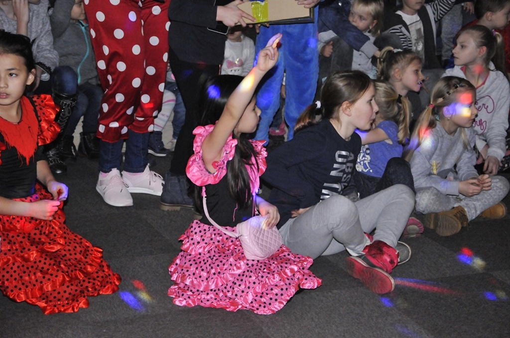 Gwiazdkowa Niespodzianka 11