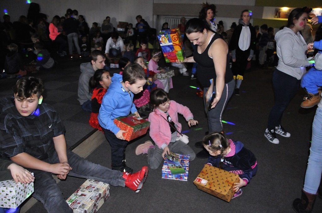 Gwiazdkowa Niespodzianka 24