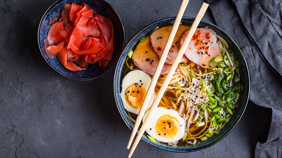 Poznaj hit nadchodzącego sezonu - to orientalne zupy!