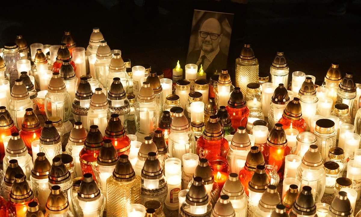 [FOTO] Mikołów uczcił pamięć Pawła Adamowicza