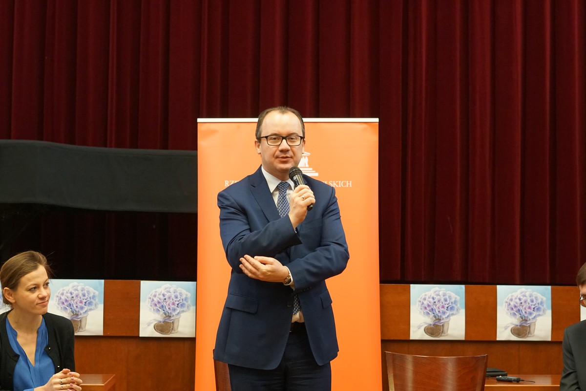 [FOTO] Adam Bodnar w Mikołowie. RPO rozmawiał z mieszkańcami