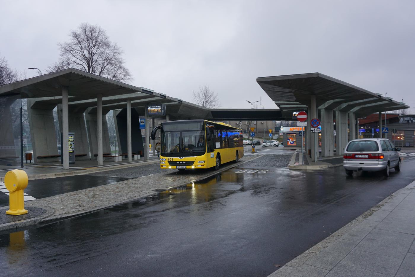 Uruchomienie parkingu w Centrum Przesiadkowym "Ligota" w Katowicach