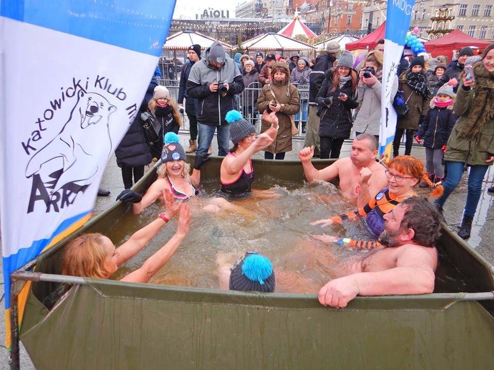 WOŚP-owe morsowanie na rynku