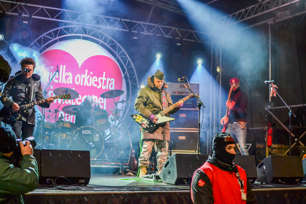 Zagrali dla WOŚP 33