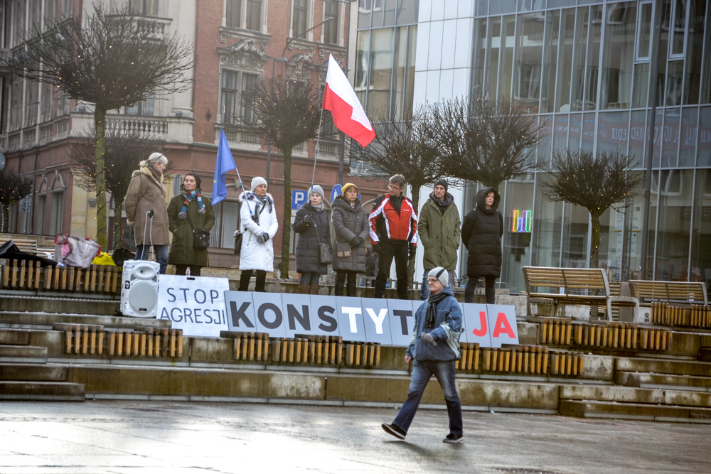 Literiada przeciwko NIENAWIŚCI - protest na rynku