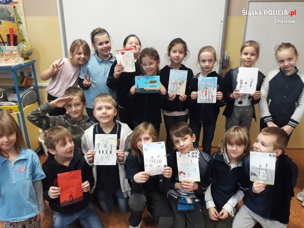 Laurki na Dzień Babci i Dziadka z profilaktycznym przesłaniem