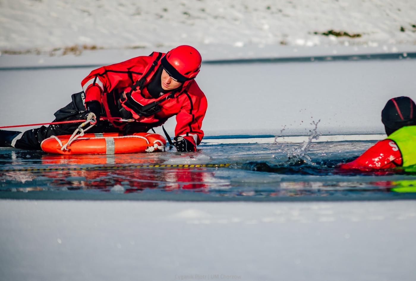 Wyjątkowe warsztaty z bezpieczeństwa na stawie Amelung