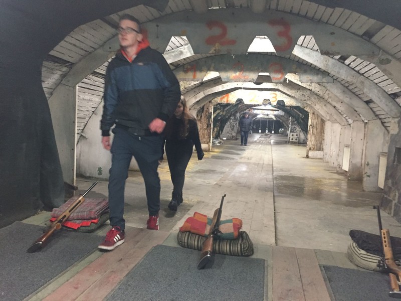 I LO w Świętochłowicach z bronią w ręku