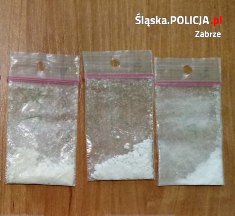 Policjanci zatrzymali w Zabrzu dwóch mężczyzn za posiadanie amfetaminy