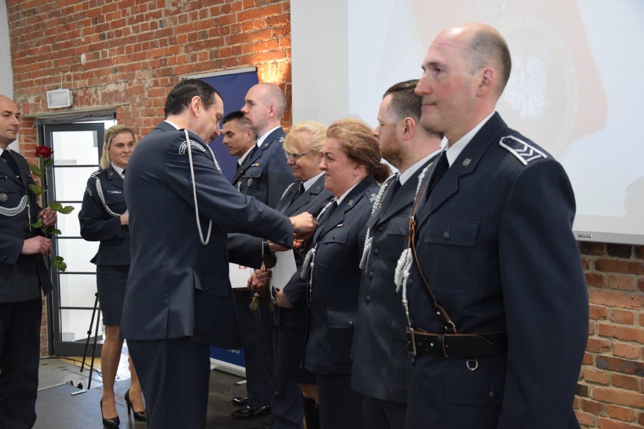 Awanse i odznaczenia w 100 - lecie Służby Więziennej w Zabrzu