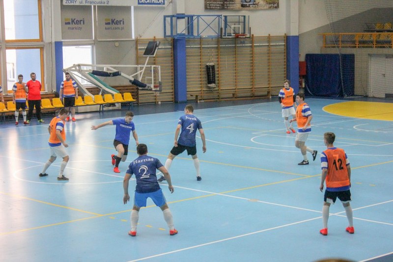 Żorscy policjanci wygrali Halowy Turniej Piłki Nożnej