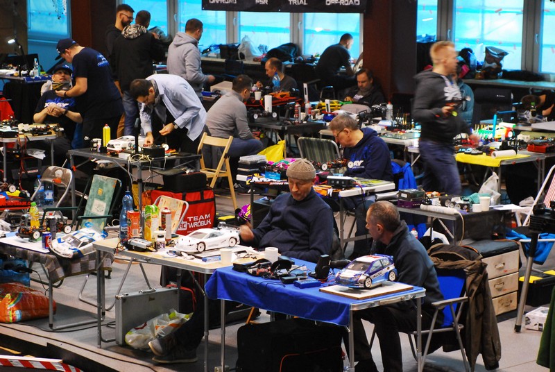 W Rudzie Śląskiej rozegrano halowe Mistrzostwa Polski elektrycznych modeli samochodów