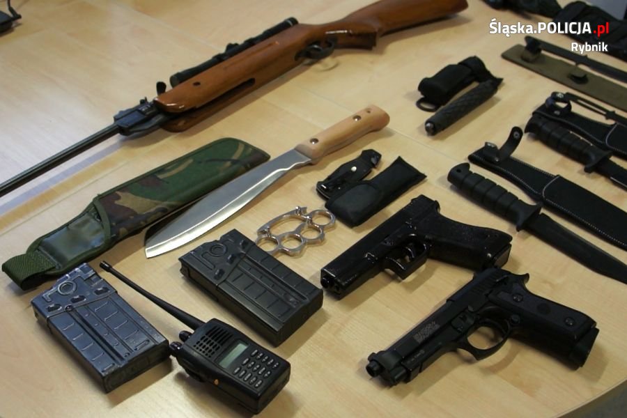 Napastnik w kominiarce napadł na jeden z rybnickich sklepów. Mężczyzna został zatrzymany!