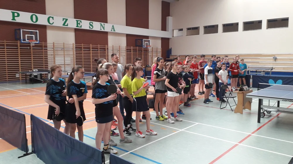 Dziewczęta z SP nr 13 pierwsze w Półfinale Wojewódzkim Igrzysk Dzieci w tenisie stołowym