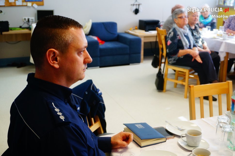 Dzielnicowy bliżej seniorów