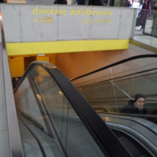 PKP nareszcie naprawi schody na dworcu w Katowicach