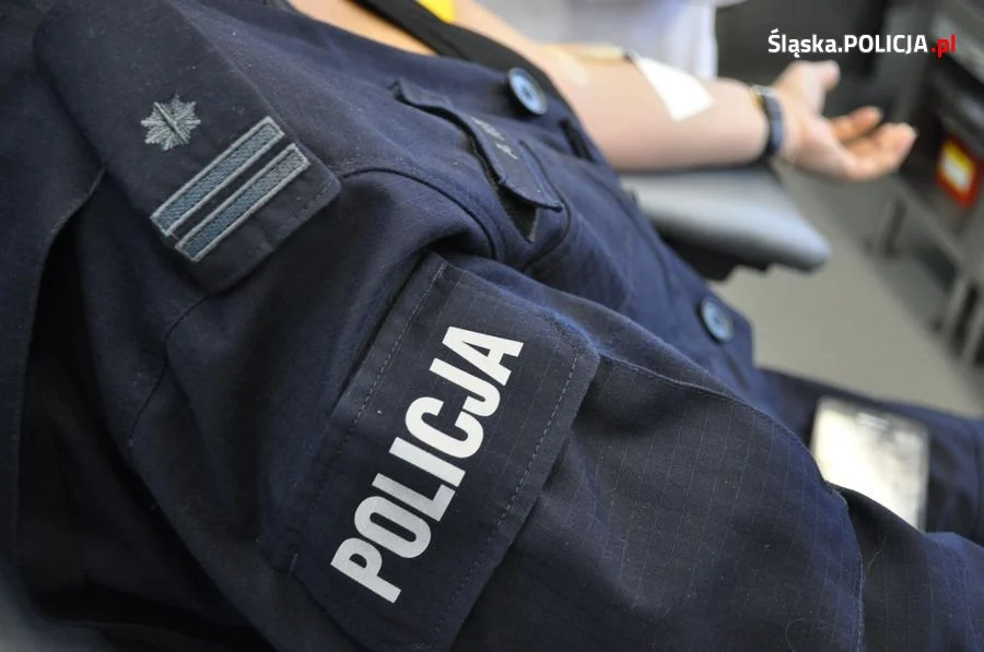 Pomaganie mają we krwi. 100 litrów krwi na 100 - lecie Policji