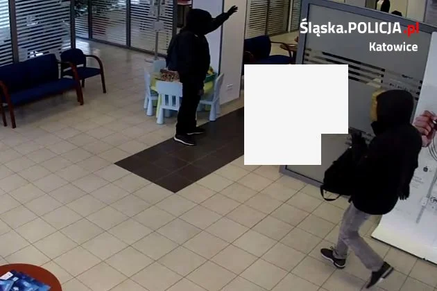 Katowice: Napad na bank. Publikujemy nagranie z monitoringu. Rozpoznajesz sprawców?