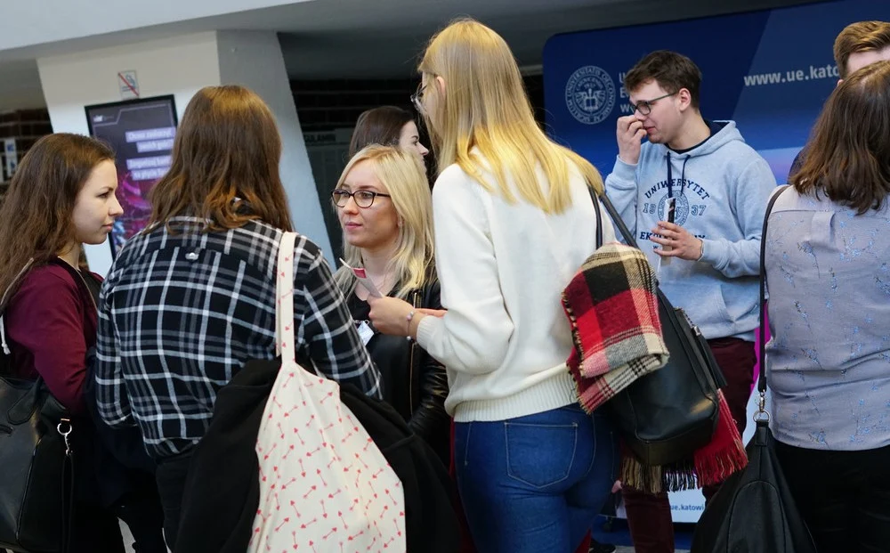 ogolnopolskie_targi_edukacji_katowice_spodek_goscie