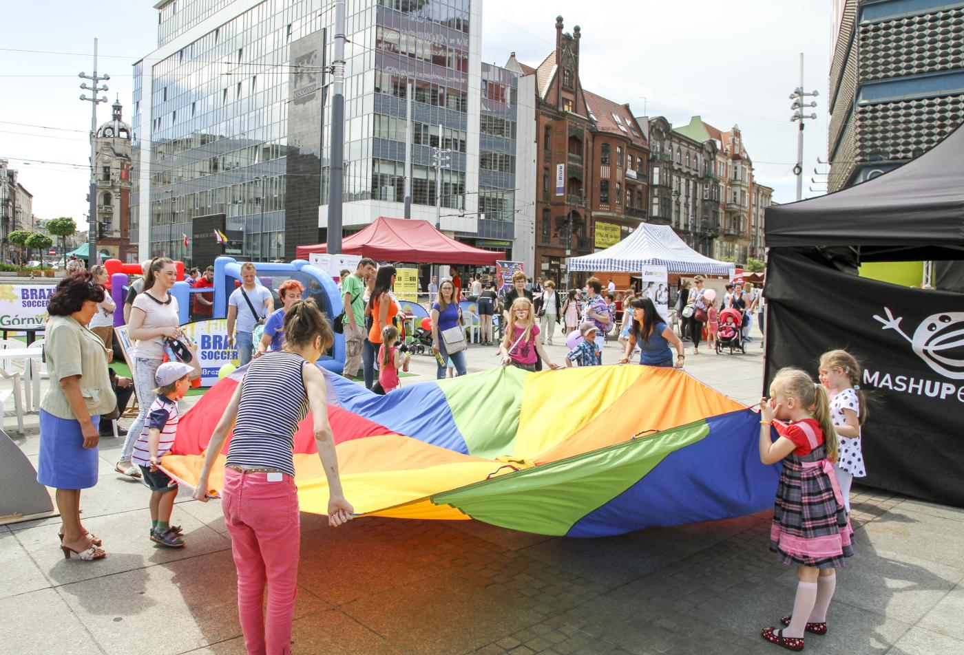 Dzieje się w dzielnicach - lista wydarzeń w kwietniu
