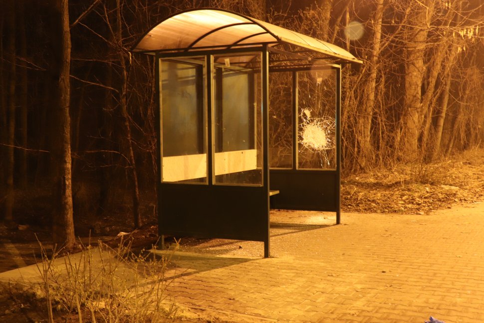 Pijani zniszczyli wiatę przystanku. Świętochłowiczanie odpowiedzą przed sądem