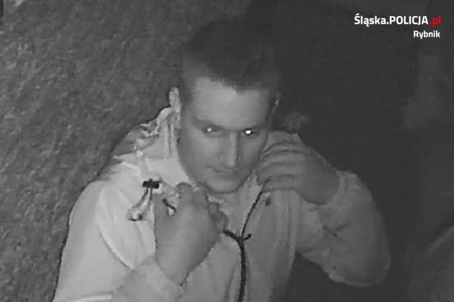 Policjanci szukają mężczyzny, który dokonał uszkodzenia ciała pokrzywdzonego