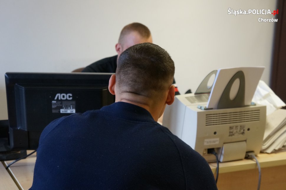 Pobił i okradł 45 - letnią kobietę. Kryminalni z Chorzowa zatrzymali recydywistę