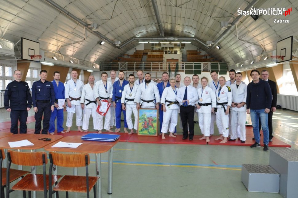 Zabrzańscy policjanci z medalami Mistrzostw Policji w Judo