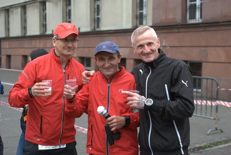 Bieg 12-godzinny w Rudzie Śląskiej wystartował!