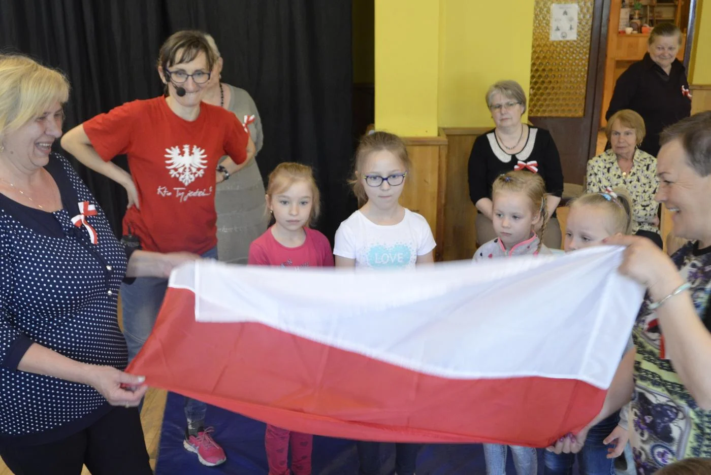 Święto Flagi w In-nYm Domu Kultury. Weź udział w konkursie fotograficznym