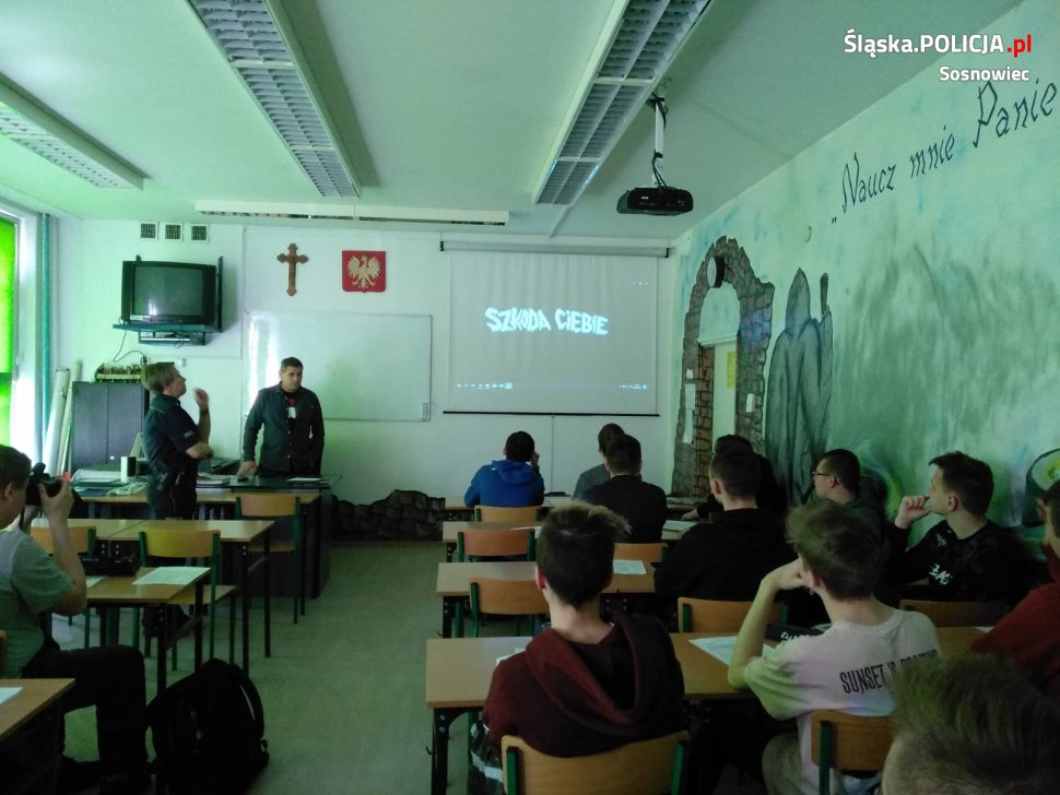 Ruszyła kampania "Szkoda Ciebie na takie patoklimaty"