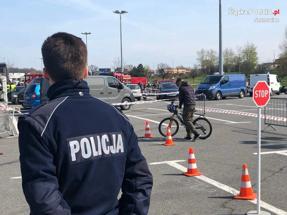 "Dawcy uśmiechu" wspólnie z policjantami na rzecz bezpieczeństwa